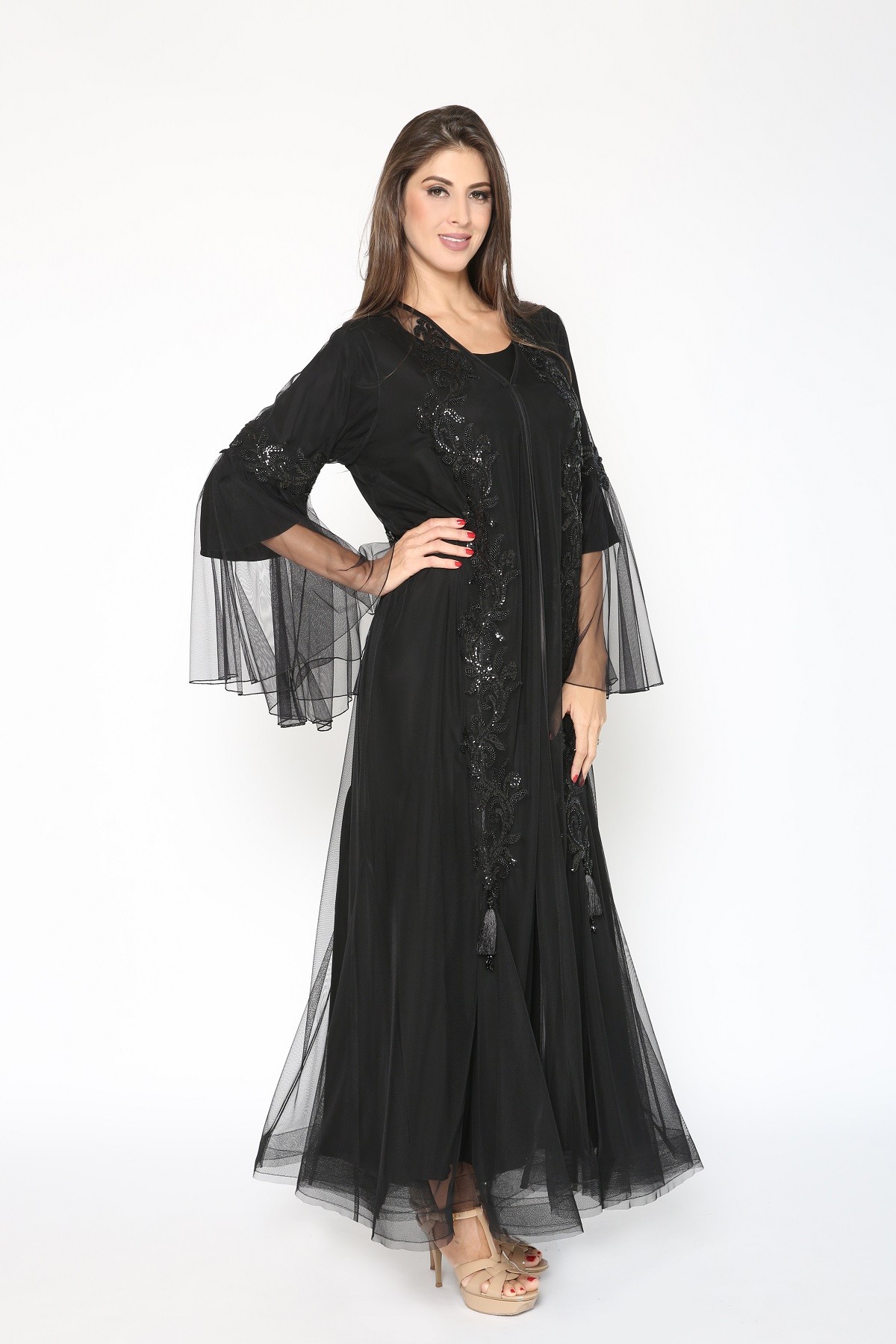 Shop Luxury Abayas, Kaftans,Dresses for Online